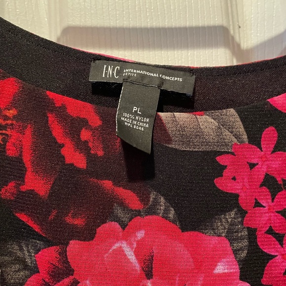 Cold shoulder floral shirt - Picture 3 of 5